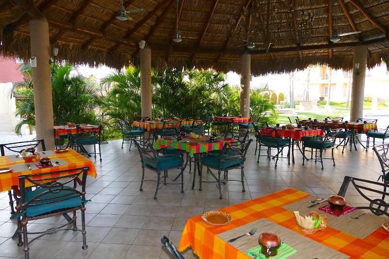 El Ameyal Hotel And Family Suites Cabo San Lucas Exteriör bild